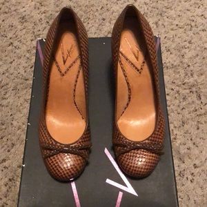 NWT Vince Camuto Heels
